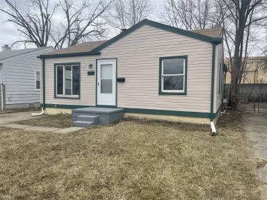 Main picture of 7019 Lozier Ave