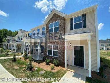 Main picture of 121 Summerland Dr