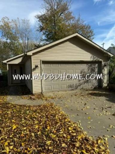 Main picture of 912 Pemberton Dr