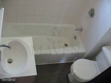 Main picture of 73 Capen St