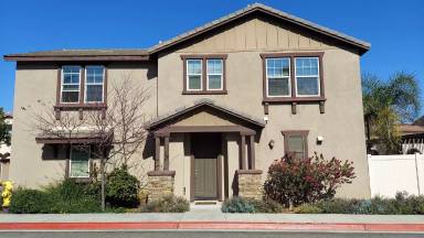 Main picture of 561 Moonlight Dr