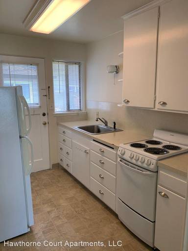 Main picture of 2302 2320 Colby Ave