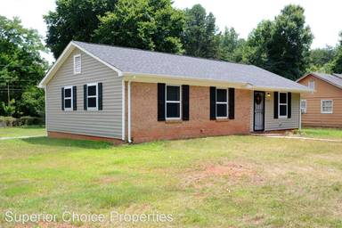 Main picture of 1007 Dedmon Dr