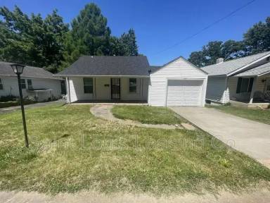 Main picture of 2315 Dawes Pl
