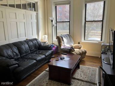 Main picture of 1959 Commonwealth Ave