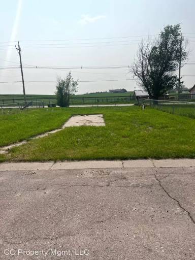 Main picture of 1010 Maple St
