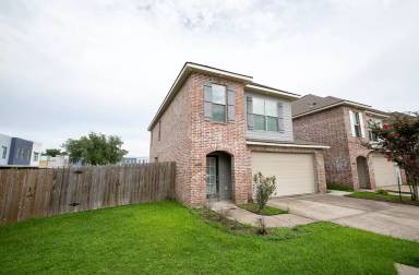 Main picture of 2001 Maison Rue Dr