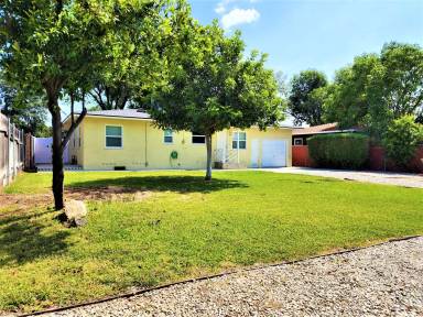 Main picture of 4765 Sunnyside Dr