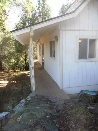 Main picture of 21800 Fallview Dr