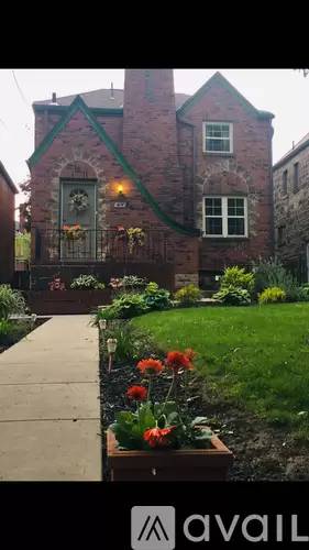 Main picture of 414 S Aiken Ave