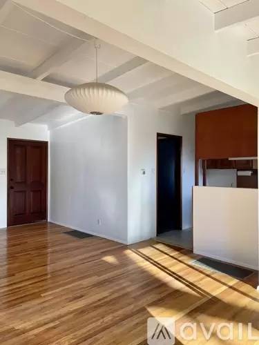 Main picture of 4000 San Rafael Ave