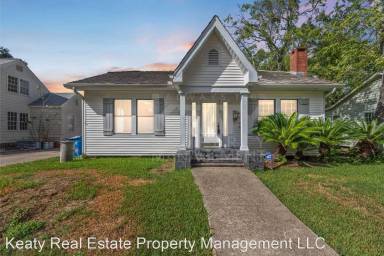 Main picture of 106 Seville Blvd