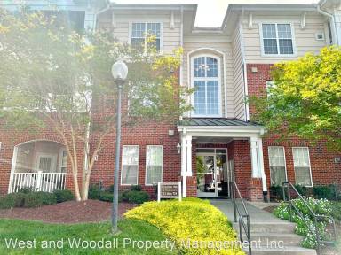 Main picture of 712 Providence Glen Dr