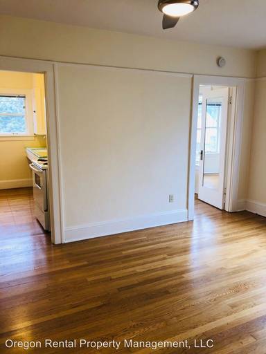 Main picture of 635 NE 23rd Ave