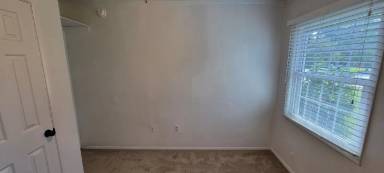 Main picture of 323 Cardinal Rd