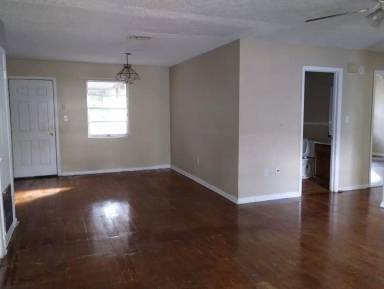 Main picture of 20056 Suncrest Dr