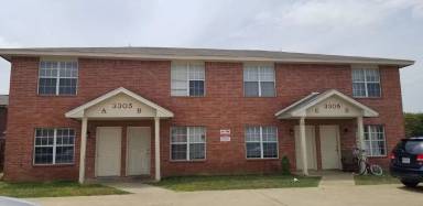 Main picture of 3305 Barcelona Dr