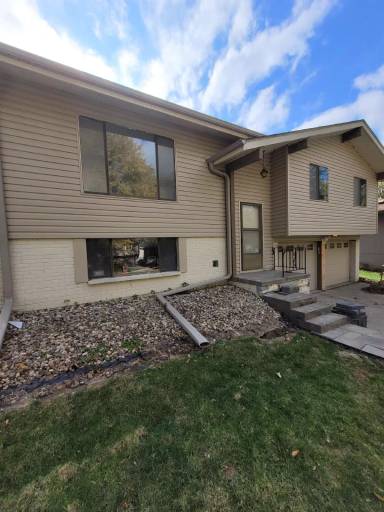 Main picture of 13877 V St