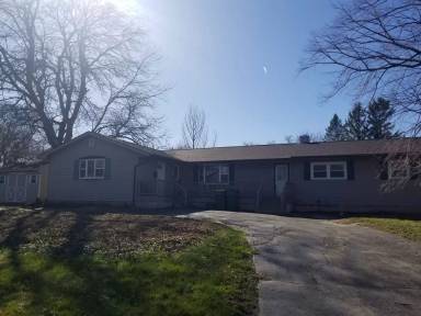 Main picture of 577 Pinnacle Rd