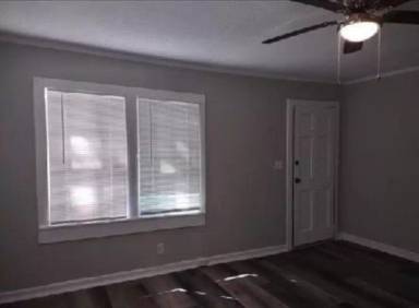 Main picture of 135 Mallory Dr