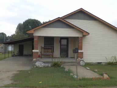 Main picture of 205 S 15th Ave