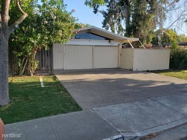 Main picture of 2443 Thaddeus Dr