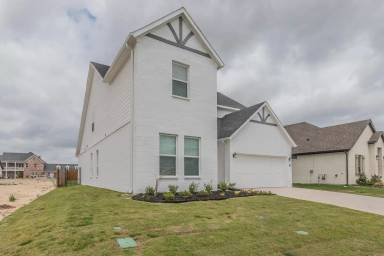 Main picture of 105 Observation Dr W