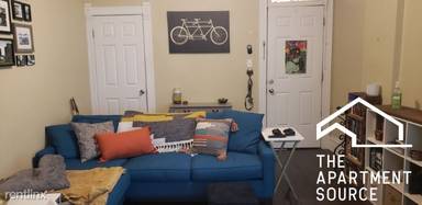 Main picture of 1446 W Fletcher St