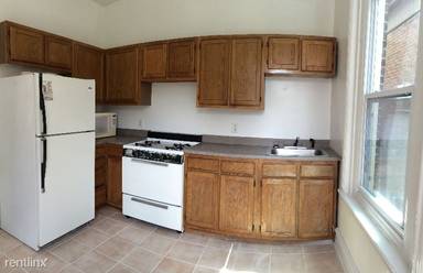Main picture of 308 Ophelia St