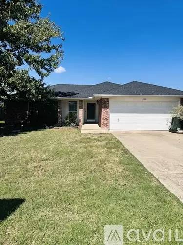 Main picture of 3016 Hillsdale St