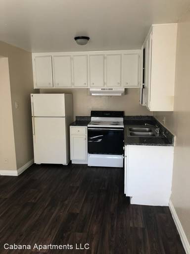 Main picture of 2525 Poppy Ln