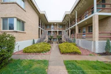 Main picture of 2212 Ford St