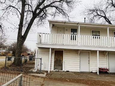 Main picture of 1802 1/2 Exchange Ave