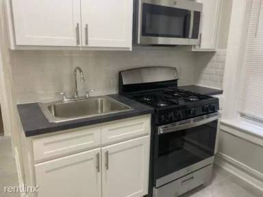 Main picture of 125 Corbin Ave