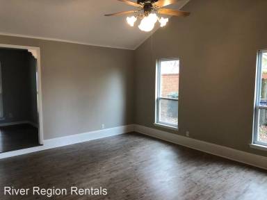 Main picture of 4684 Ray Dr