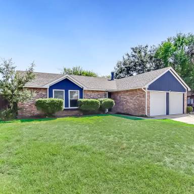 Main picture of 2417 Clearhaven Ct