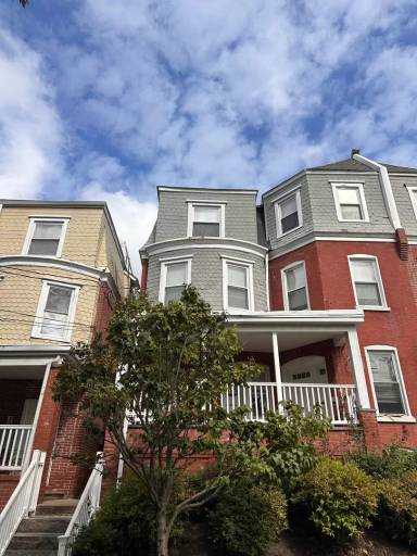 Main picture of 1613 N West St
