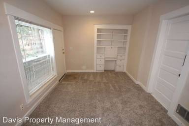 Main picture of 123 Bellevue Ave E