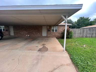 Main picture of 3805 Utica Ave