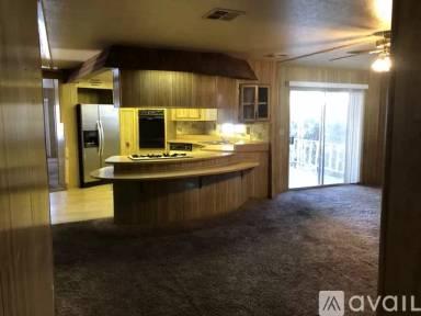 Main picture of 2230 Lake Park Dr