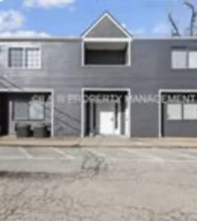 Main picture of 1505 W 25th Ct