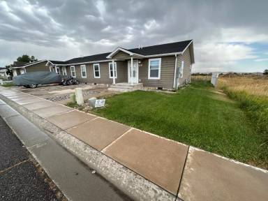 Main picture of 220 Riverwood Dr