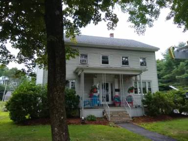 Main picture of 20 Grant St