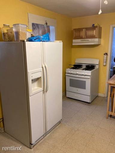 Main picture of 72 Conklin Ave