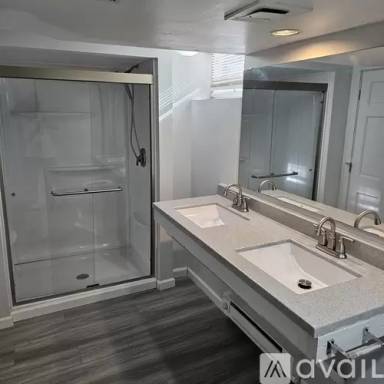 Main picture of 655 S 7th Ave