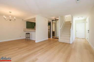 Main picture of 2931 Leotar Cir