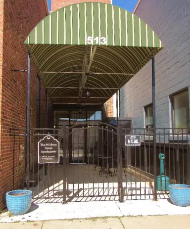 Main picture of 513 N Hickory St