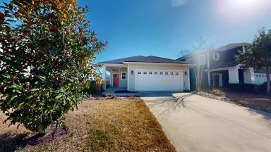 Main picture of 174 Ferndale Way