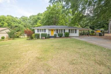 Main picture of 465 Belmont St