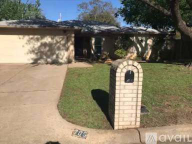 Main picture of 705 Del Mar Ln